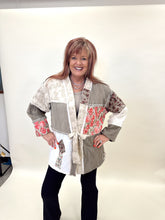 Load image into Gallery viewer, Canyon Breeze Jacket
