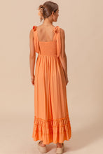 Load image into Gallery viewer, Sunkist Maxi Dress

