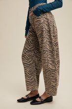 Load image into Gallery viewer, Zebra Barrel Jeans
