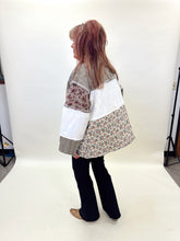 Load image into Gallery viewer, Canyon Breeze Jacket
