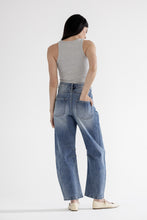 Load image into Gallery viewer, Huxley Barrel Leg Jean
