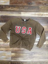 Load image into Gallery viewer, Varsity Letter USA Top
