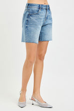 Load image into Gallery viewer, Rhinestone Jean Shorts
