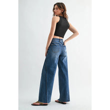 Load image into Gallery viewer, Oakley Jeans
