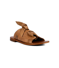Load image into Gallery viewer, Bed|Stu Vine Sandal
